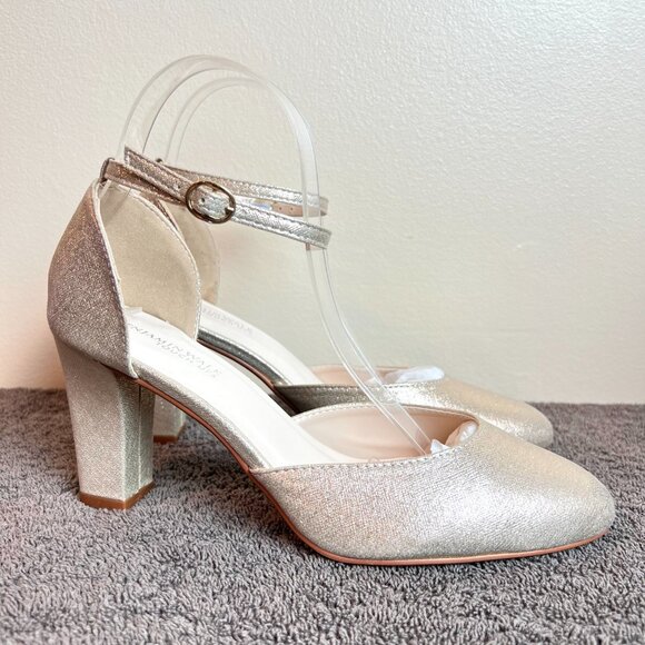 Touch Ups Shoes - Touch Ups Womens 8M Amanda Champagne Gold Closed Toe Block Heels Pumps Shoes